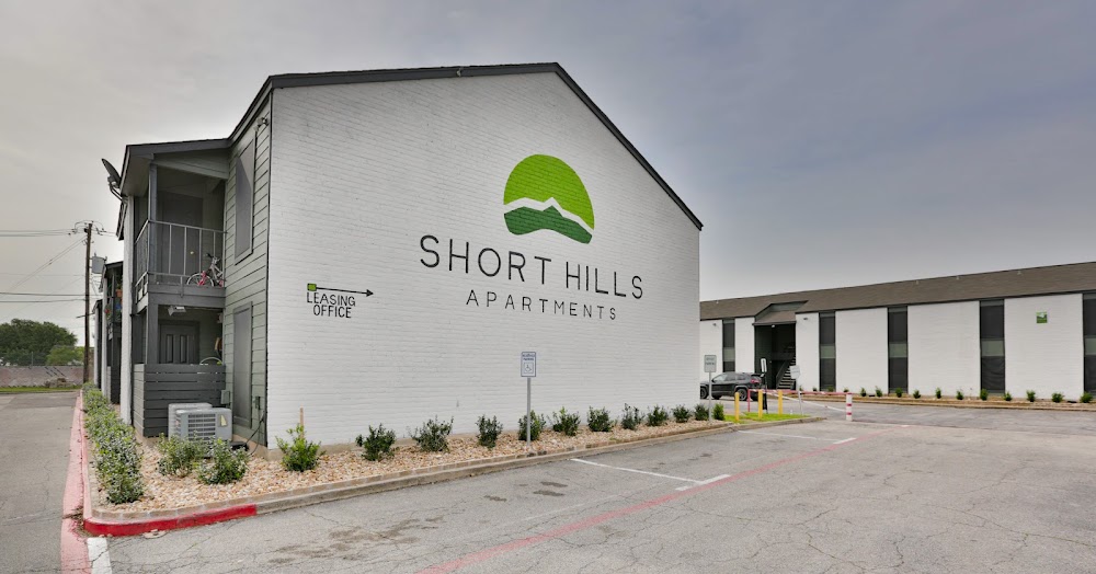Short Hills North Apartments