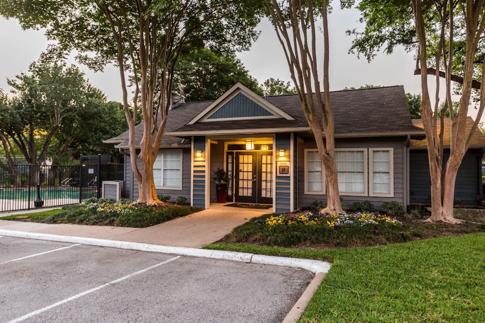 SoNa Apartment Homes