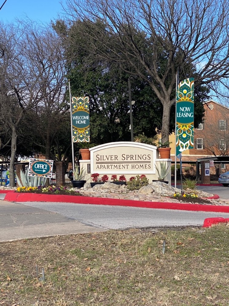 Silver Springs Apartments