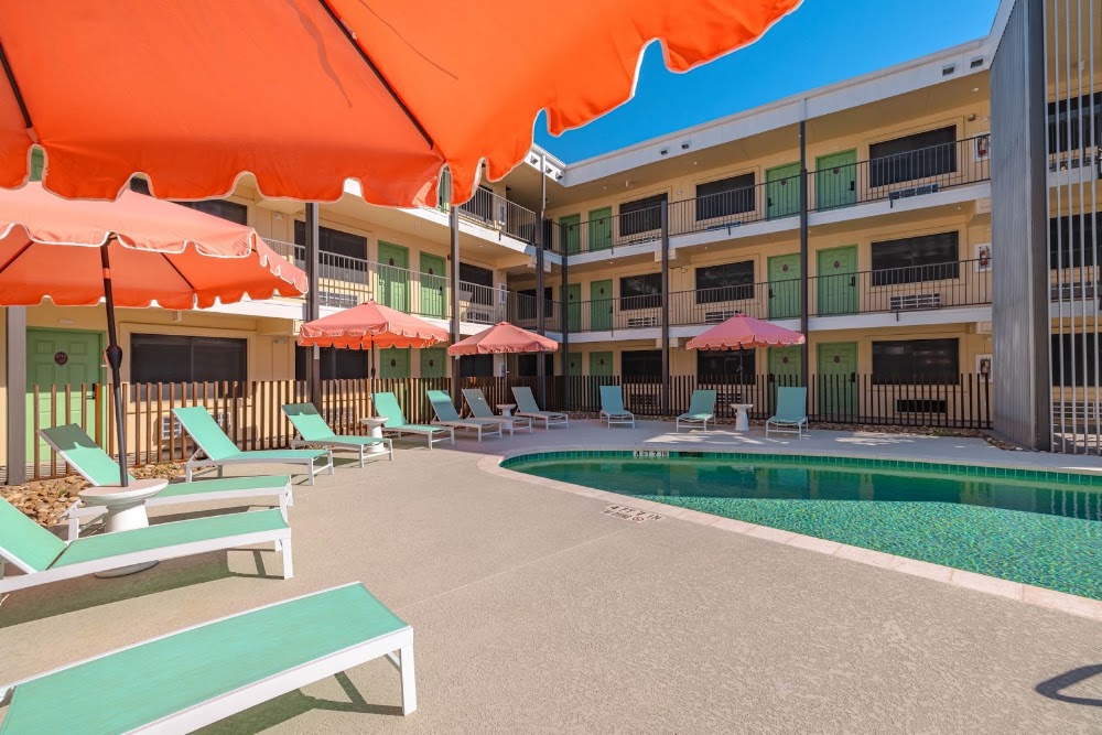 Alma Apartments