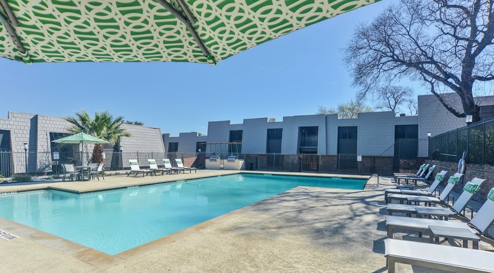 Jewel Apartment Homes