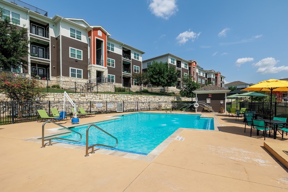 Paddock at Norwood Apartments