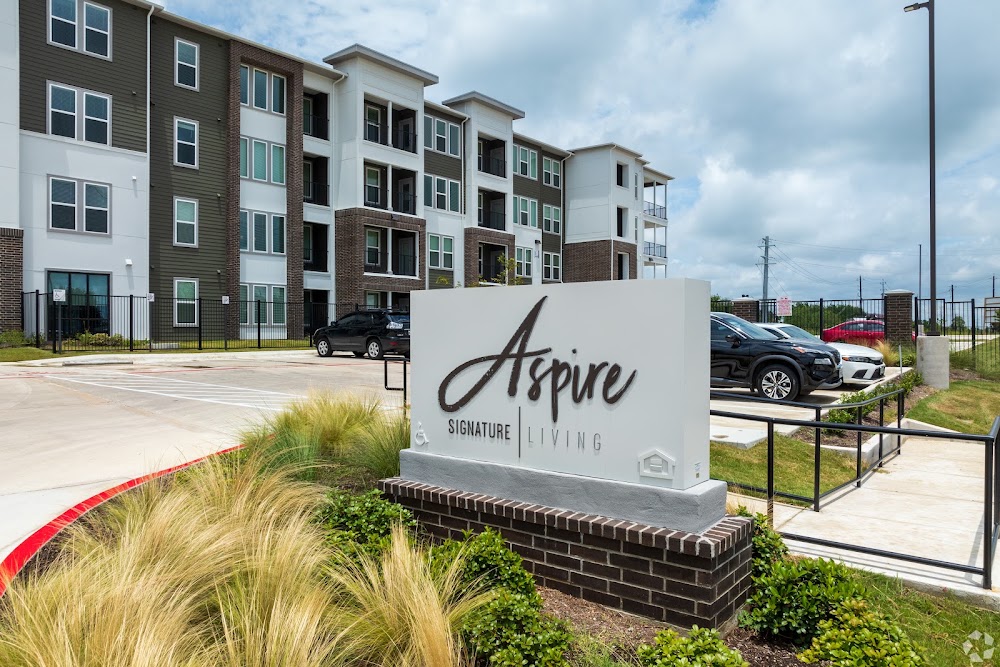 Aspire at Del Valle